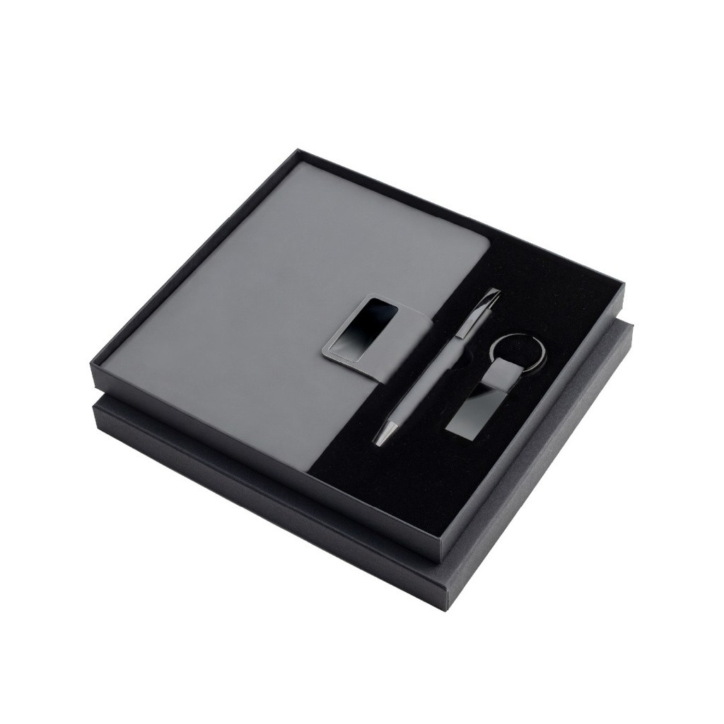 REGENT - Giftology Set of Notebook, Keychain and Pen
