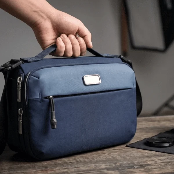 AEROFOLD | Magnetic 2-in-1 Foldable Laptop Bag & Crossbody