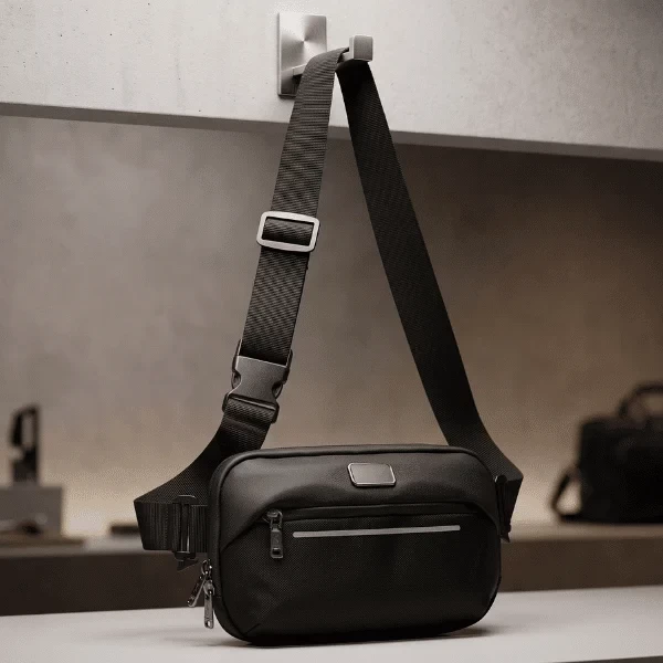 VOYAGE | Expandable Water-Repellent Chest Bag | Crossbody & Waist Bag